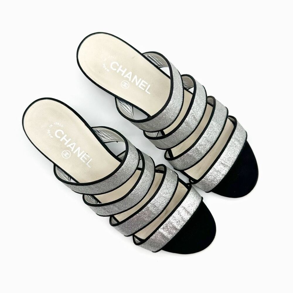 CHANEL 2018 Silver Glitter Black Leather Slide Heels Size 39.5 Strappy Mules - Picture 6 of 12